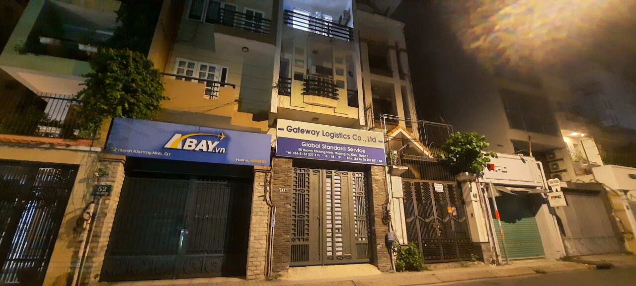 80m² House in District 1, Vietnam No. 13070