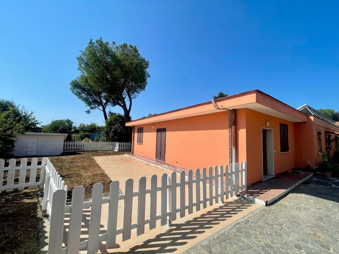 3غرفة شقة في Ciampino, Italy رقم 303388