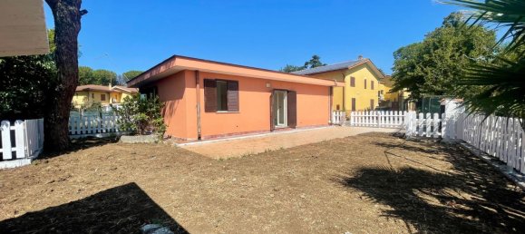3غرفة شقة في Ciampino, Italy رقم 303388 3