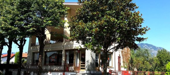 263m² Commercial property in Udine, Italy No. 13528 8