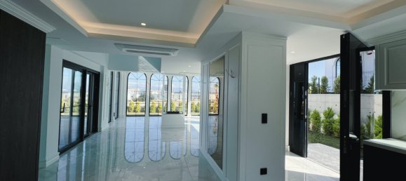 Villa 7+1 in Izmir, Turkey No. 34287 24