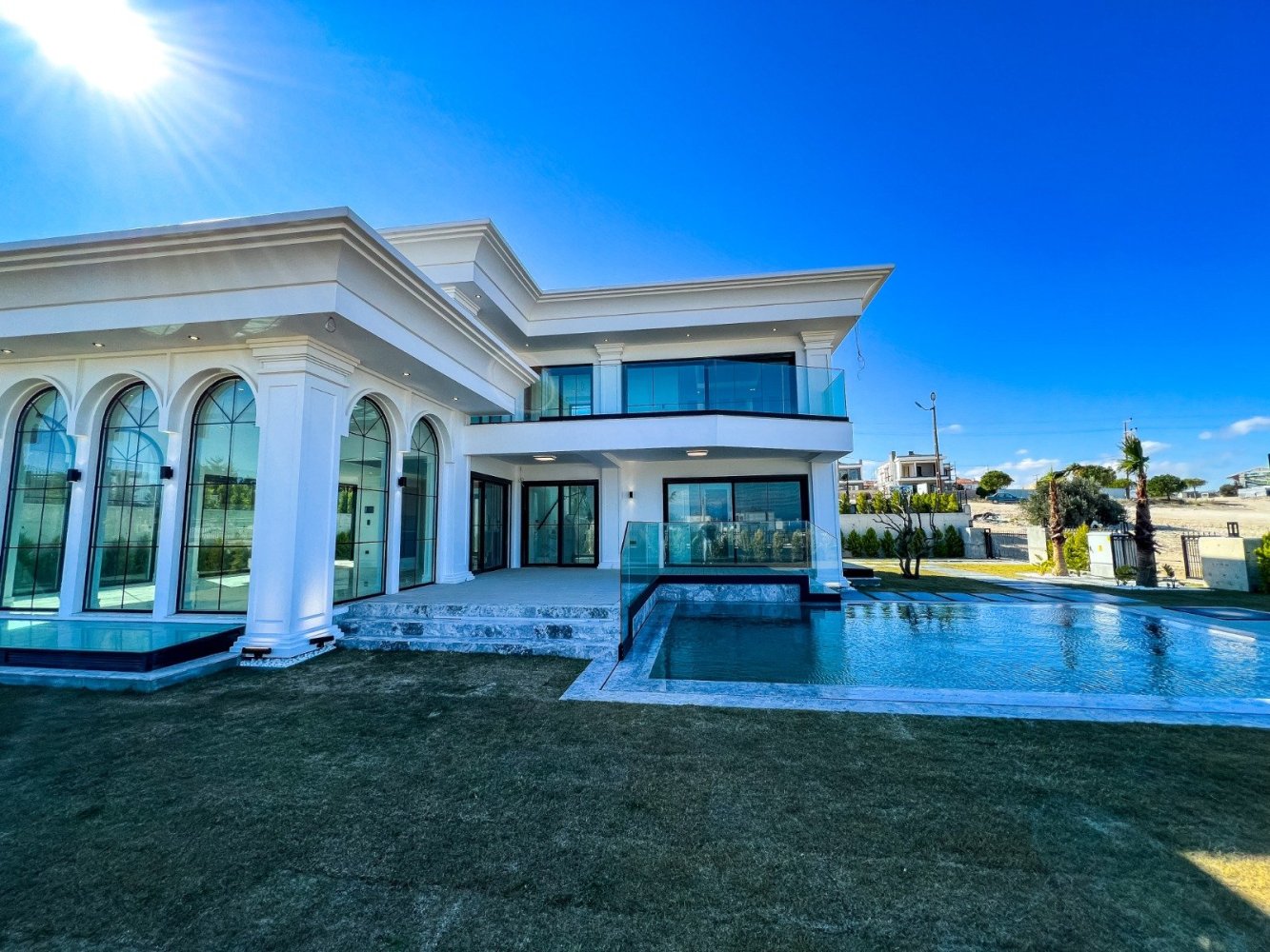 Villa 7+1 in Izmir, Turkey No. 34287