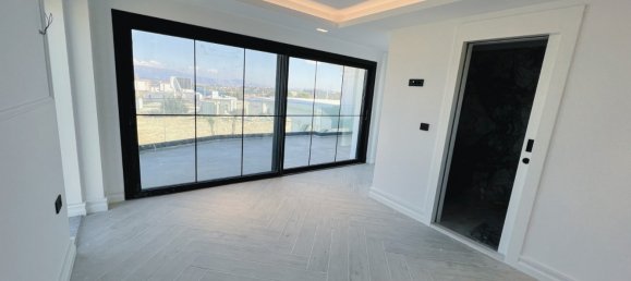 Villa 7+1 in Izmir, Turkey No. 34287 6