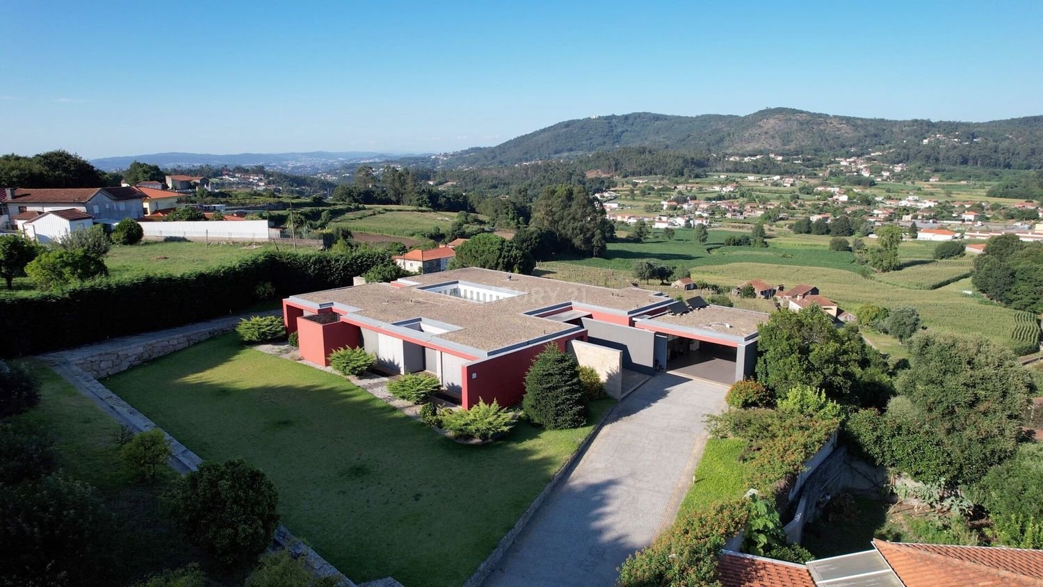 4 bedrooms House in Santo Tirso, Portugal No. 134210