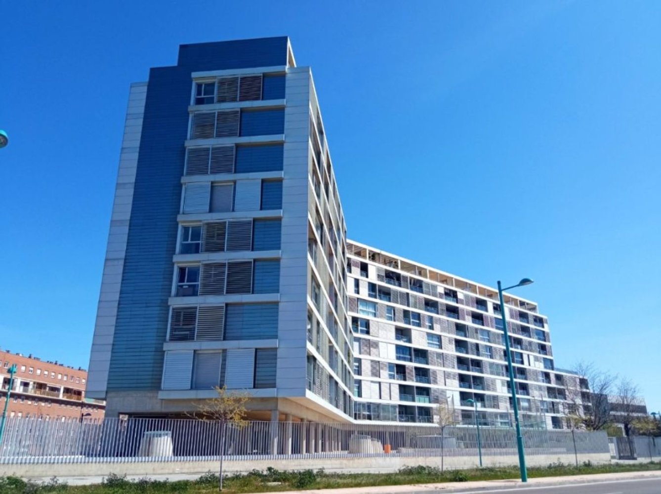 Квартира с 4 спальнями в Сарагоса, Испания № 157031