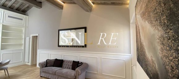 3 bedrooms Penthouse in Florence, Italy No. 310339 3