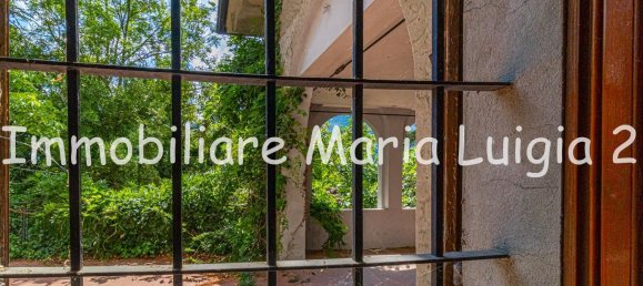 7 rooms House in Terenzo, Italy No. 294300 2