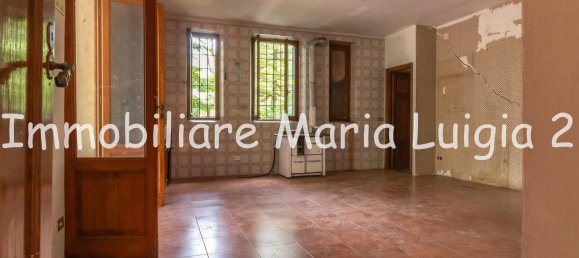 7 rooms House in Terenzo, Italy No. 294300 8