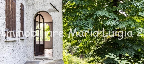 7 rooms House in Terenzo, Italy No. 294300 18