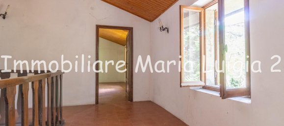 7 rooms House in Terenzo, Italy No. 294300 36