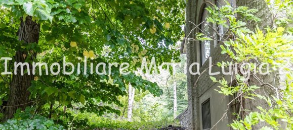 7 rooms House in Terenzo, Italy No. 294300 23