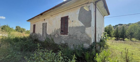 2 bedrooms House in Rosignano Marittimo, Italy No. 371679 5