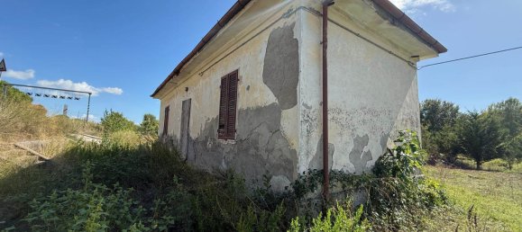 2 bedrooms House in Rosignano Marittimo, Italy No. 371679 4