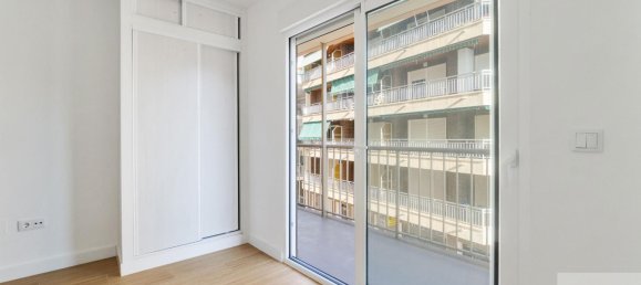 4 Schlafzimmer Wohnung in Torrevieja, Spain, Nr. 81971 39