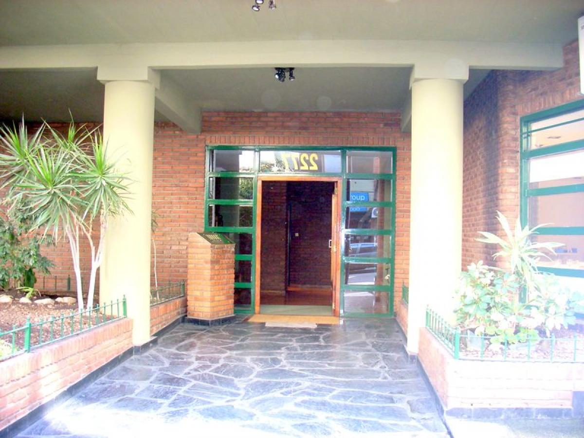  مستودع في Buenos Aires, Argentina رقم 106010