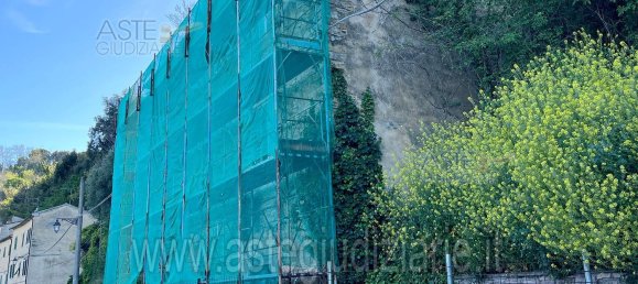 Casa de 3 dormitorios en Sassetta, Italy No. 346341 2