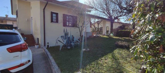 7 rooms Villa in Fossalta di Portogruaro, Italy No. 215986 3