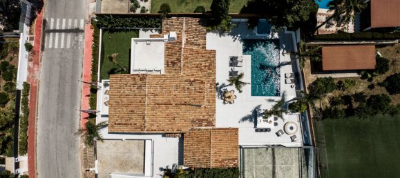 Villa de 7 dormitorios en Marbella, Spain No. 71340 3