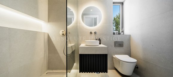 Villa de 7 dormitorios en Marbella, Spain No. 71340 4