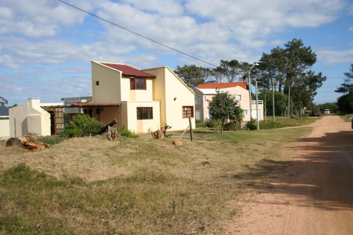  Land in Maldonado, Uruguay No. 14331
