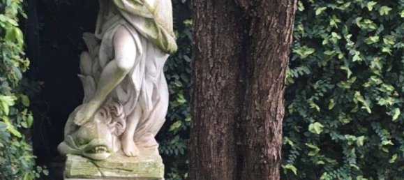 Вилла с 7 комнатами в Пьетрасанта, Италия № 171144 4