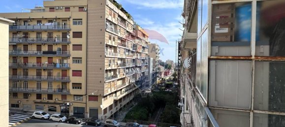 3 bedrooms Apartment in Catania, Italy No. 137211 25