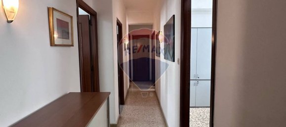 3 bedrooms Apartment in Catania, Italy No. 137211 7