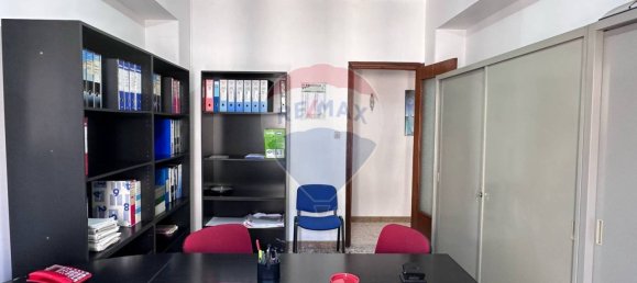 3 bedrooms Apartment in Catania, Italy No. 137211 11
