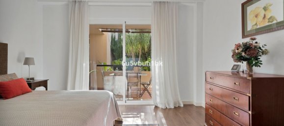 Apartamento de 3 dormitorios en Marbella, Spain No. 138934 20