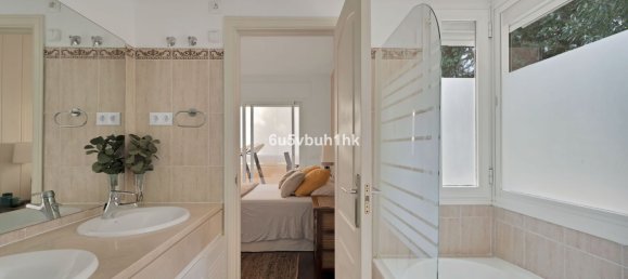 Apartamento de 3 dormitorios en Marbella, Spain No. 138934 28