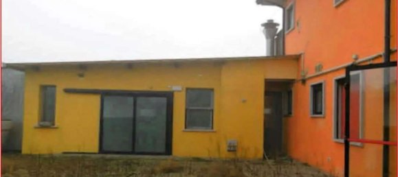 5 rooms Apartment in Casaleone, Italy No. 211138 5