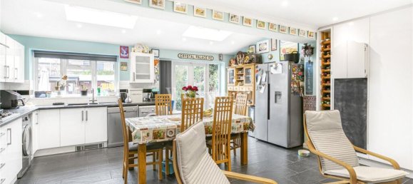 4 Schlafzimmer Haus in Beckenham, United Kingdom, Nr. 3475 2