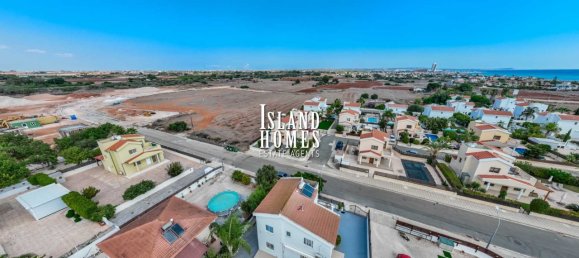 Дом с 2 спальнями в Айя Напа, Кипр № 24032 3