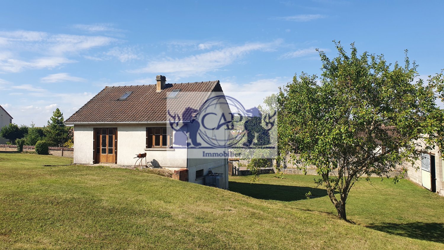 Casa T3 em Avant-les-Marcilly, France N.º 90696