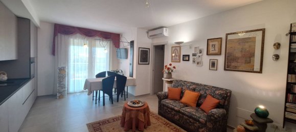 3 rooms Apartment in Grottammare, Italy No. 292889 13
