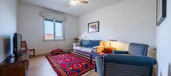 3 rooms Apartment in Reggio Emilia, Italy No. 5620 14