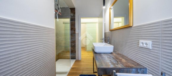 3 rooms Apartment in Reggio Emilia, Italy No. 5620 20