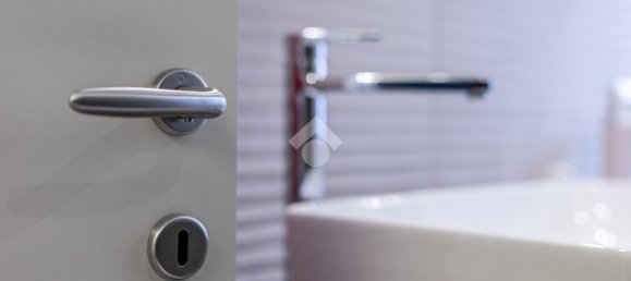 3 rooms Apartment in Reggio Emilia, Italy No. 5620 34