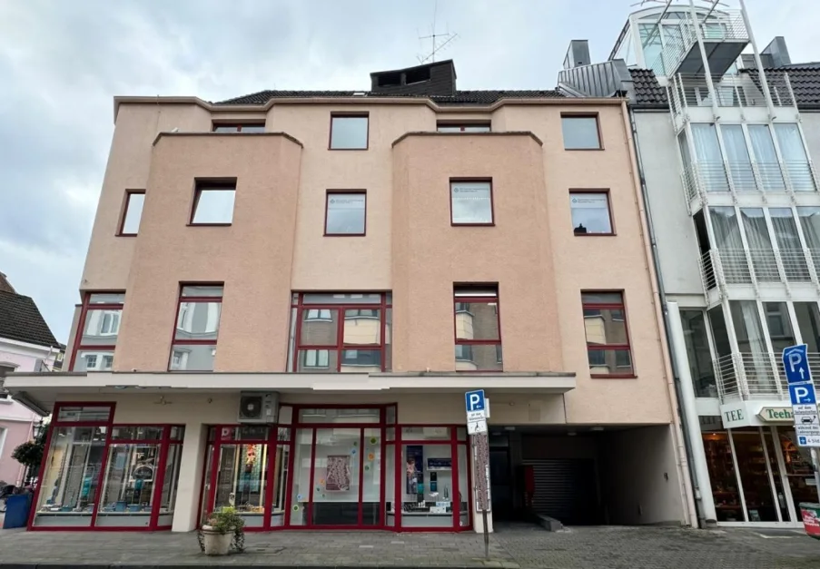 3غرفة شقة في Dusseldorf, Germany رقم 92122