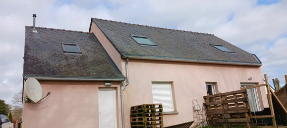 Casa de 4 dormitorios en Ferel, France No. 199295 2