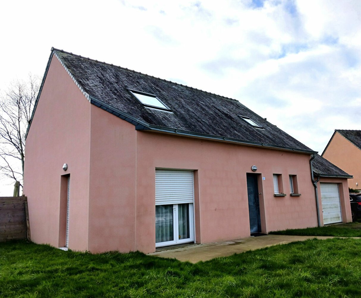 Casa de 4 dormitorios en Ferel, France No. 199295