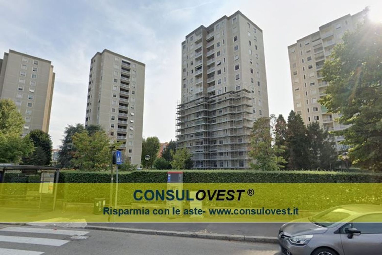 3 rooms Apartment in Milan, Italy No. 246703