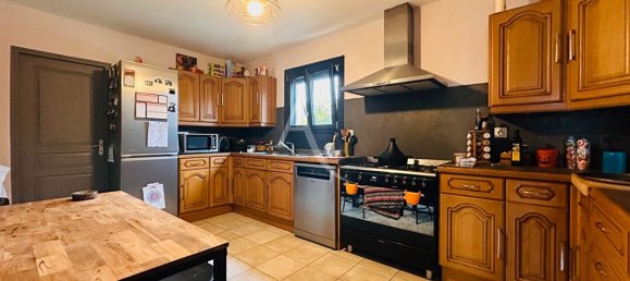 4 Schlafzimmer Haus in Blois, France, Nr. 215761 4