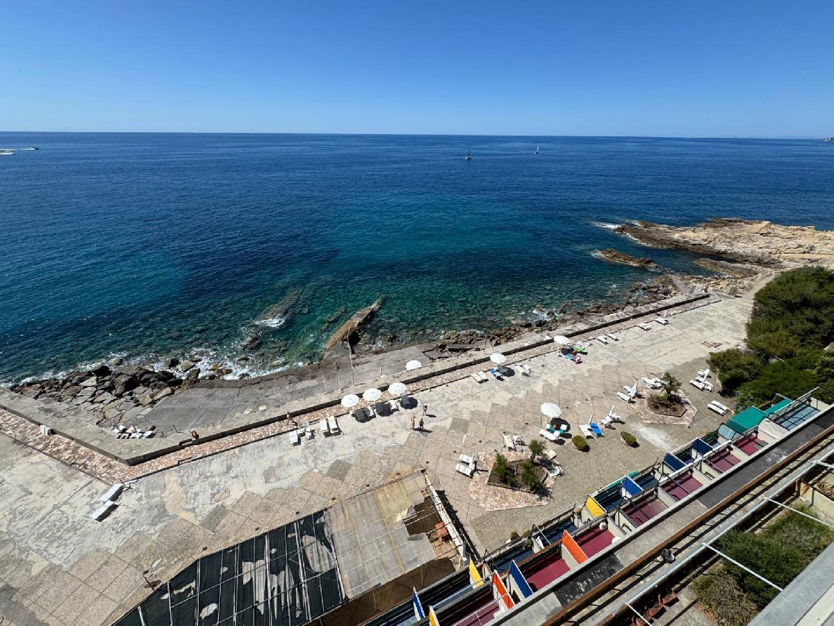 3 غرف نوم بانتهاوس في Ospedaletti, Italy رقم 300286