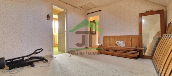 4 Schlafzimmer Stadthaus in Chateaudun, France, Nr. 71213 10