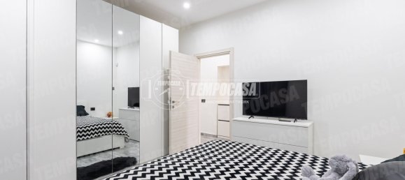 Apartamento de 2 dormitorios en Inverigo, Italy No. 150067 26