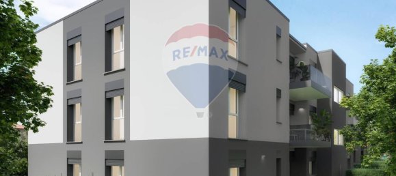 3 rooms Apartment in Lomazzo, Italy No. 117463 4