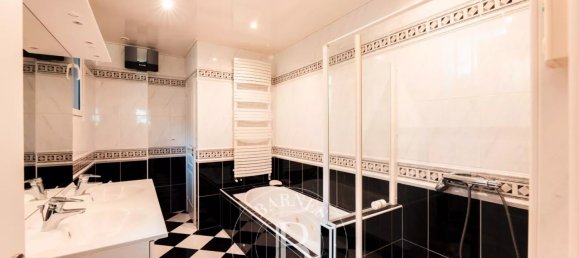 4 bedrooms House in Guerande, France No. 293129 10