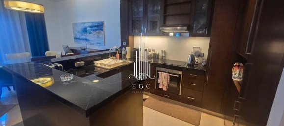 Apartamento de 3 dormitorios en The Marina, UAE No. 39121 13