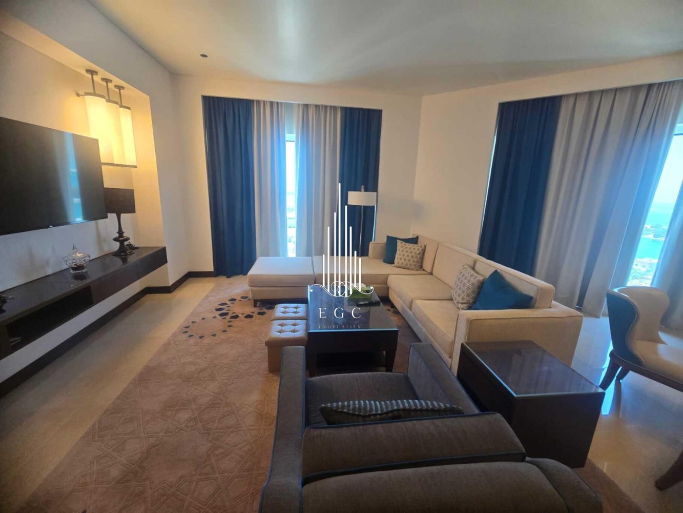 Apartamento de 3 dormitorios en The Marina, UAE No. 39121